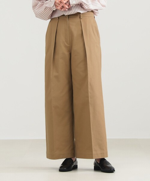 Demi-Luxe BEAMS(デミルクス ビームス)の「タック チノ ワイドパンツ(チノパンツ・レディース・オフホワイト/ベージュ・36/38)」の18枚目の写真