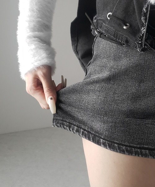 me+em select(ミームセレクト)の「【 インパン裏地付 】ベルテッドマイクロプリーツデニムミニスカパン / belted micro pleats denim skirt pants(デニムスカート・レディース・ブラック/ブルー・LARGE/MEDIUM/SMALL)」の6枚目の写真