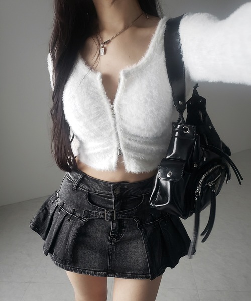 me+em select(ミームセレクト)の「【 インパン裏地付 】ベルテッドマイクロプリーツデニムミニスカパン / belted micro pleats denim skirt pants(デニムスカート・レディース・ブラック/ブルー・LARGE/MEDIUM/SMALL)」の13枚目の写真