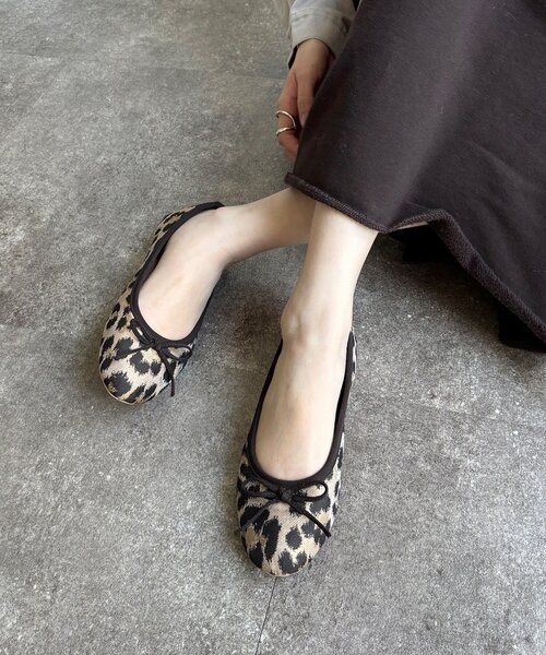 DouDou（ドゥドゥ）の「ラウンドフラットパンプス（その他シューズ・レディース・ピンク/ベージュ/ブラック/シルバー・23cm/23.5cm/24cm/24.5cm）」の11枚目の写真