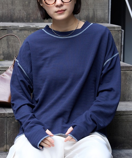 MONO-MART(モノマート)の「シアーワッフル|配色ステッチ サムホールロンT(UVカット・洗える)(Tシャツ/カットソー・レディース・ネイビー/ピンク/ブラウン/グレー/アイボリー/ブラック・FREE)」の9枚目の写真
