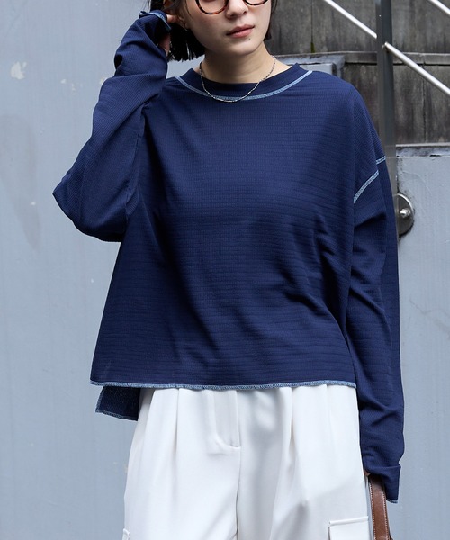 MONO-MART(モノマート)の「シアーワッフル|配色ステッチ サムホールロンT(UVカット・洗える)(Tシャツ/カットソー・レディース・ネイビー/ピンク/ブラウン/グレー/アイボリー/ブラック・FREE)」の20枚目の写真