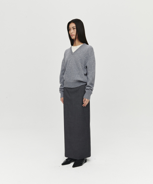 HEUTE(ホイテ)の「CLASSIC STRIPE SKIRT (CHARCOAL)(スカート・レディース・チャコール・FREE)」の3枚目の写真
