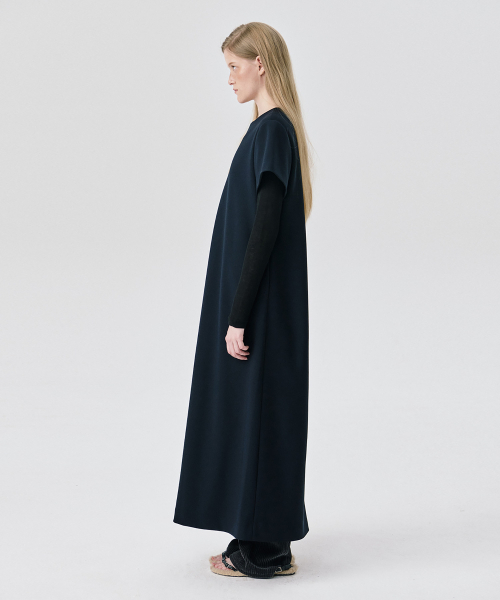 WNDERKAMMER(ブンダーカンマー)の「ショートスリーブポンテドレス_ブラック(ワンピース・レディース・その他・M/S)」の3枚目の写真