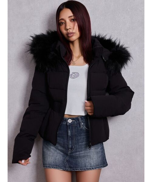 GYDA（ジェイダ）の「GDベルト付きショートダウンコート（ダウンジャケット/コート・レディース・ブラック/オフホワイト・FREE）」の11枚目の写真