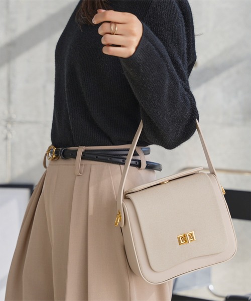 KOBE LETTUCE（コウベレタス）の「異素材ボックスバッグ（ハンドバッグ・レディース・ブラウン/ブルー/アイボリー/ブラック・F）」の6枚目の写真