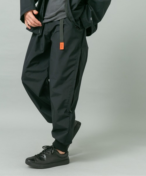 URBAN RESEARCH ROSSO MEN（アーバンリサーチロッソメン）の「『別注』+phenix　WINDSTOPPER by GORE-TEX LABS リブジョガーパンツ（その他パンツ・メンズ・ブラック/カーキ/ネイビー・MEDIUM/LARGE/X-LARGE）」の5枚目の写真