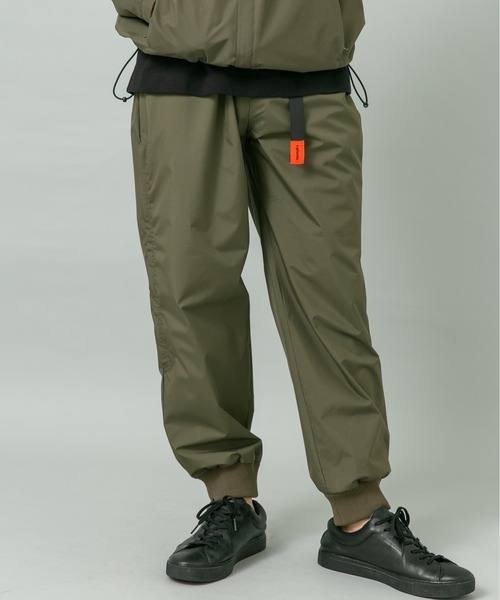 URBAN RESEARCH ROSSO MEN（アーバンリサーチロッソメン）の「『別注』+phenix　WINDSTOPPER by GORE-TEX LABS リブジョガーパンツ（その他パンツ・メンズ・ブラック/カーキ/ネイビー・MEDIUM/LARGE/X-LARGE）」の12枚目の写真