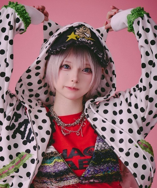 GALFY(ガルフィー)の「GALFY/ガルフィー/ポップポップILOVEGAL パーカー(パーカー・レディース・ピンク/ホワイト/ブラック・F)」の4枚目の写真