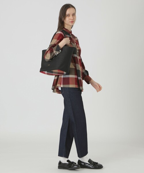 BLUE LABEL CRESTBRIDGE（ブルーレーベルクレストブリッジ）の「パーシャルクレストブリッジチェックナイロントート（トートバッグ・レディース・ブラック/ダークネイビー/ブルー系その他4・FREE）」の22枚目の写真