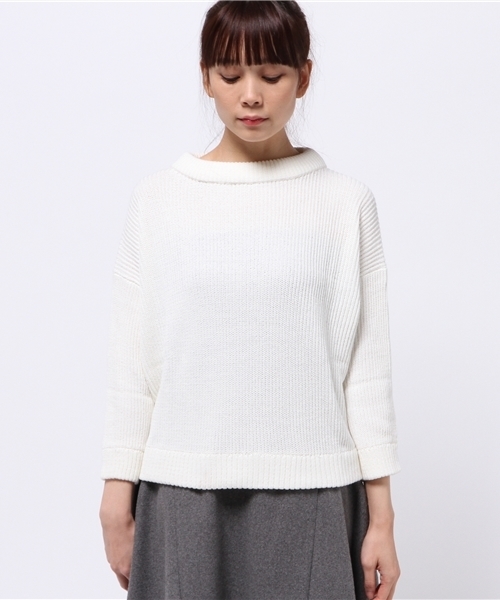URBAN RESEARCH（アーバンリサーチ）の「UR Acuta ハイネックプルオーバー（ニット/セーター・レディース・グレー/グリーン/ホワイト/ベージュ/ピンクベージュ・FREE）」の14枚目の写真