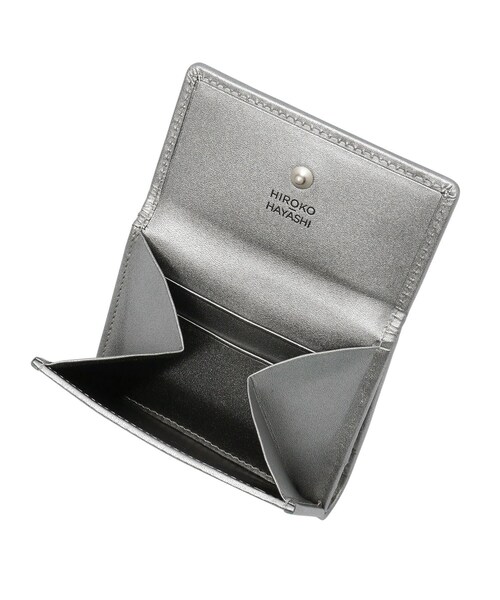 HIROKO HAYASHI(ヒロコハヤシ)の「CATENA(カテーナ)薄型二つ折り財布(財布・レディース・シルバー系その他・00)」の2枚目の写真