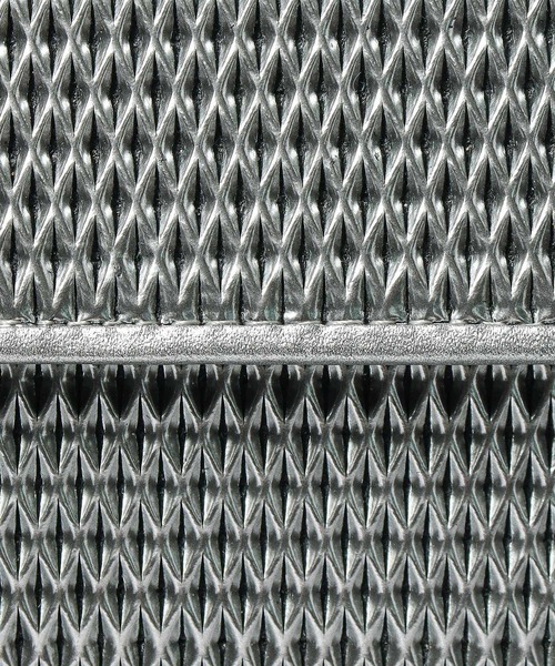 HIROKO HAYASHI(ヒロコハヤシ)の「CATENA(カテーナ)薄型二つ折り財布(財布・レディース・シルバー系その他・00)」の6枚目の写真