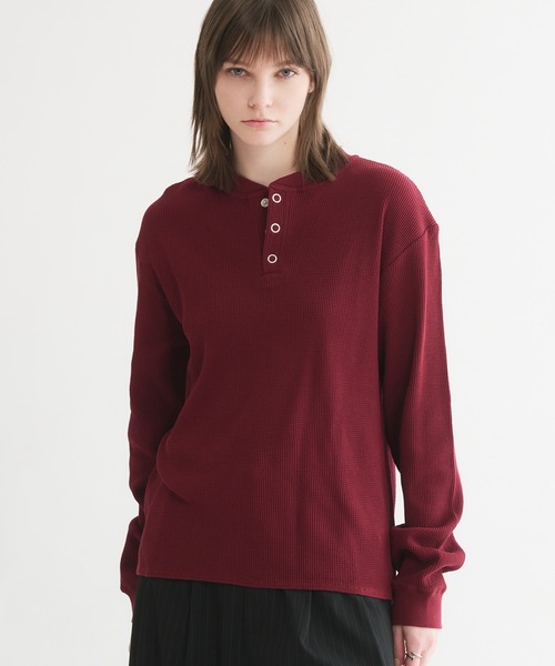 SELLE GLANT(セレグランテ)の「WAFFLE HENLEY T-SHIRT/ワッフルヘンリーネックTシャツ(Tシャツ/カットソー・メンズ・ボルドー/ブラック/グレー・LARGE/MEDIUM/SMALL)」の3枚目の写真