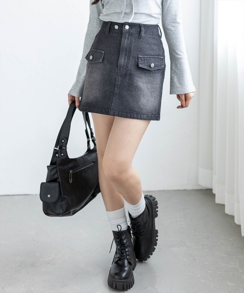 clear（クリア）の「デニム台形ミニスカート［大人 カジュアル 着回し力抜群］（スカート・レディース・ブラック/ライトブルー・M/S）」の7枚目の写真