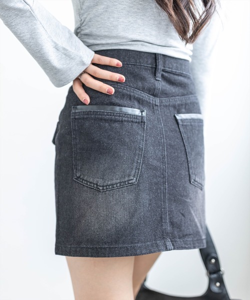 clear（クリア）の「デニム台形ミニスカート［大人 カジュアル 着回し力抜群］（スカート・レディース・ブラック/ライトブルー・M/S）」の6枚目の写真