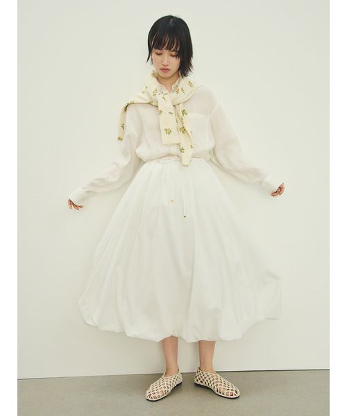 Mila Owen(ミラオーウェン)の「フラワープリントアンサンブルカーディガン(カーディガン/ボレロ・レディース・ブルー/オレンジ・1/0)」の6枚目の写真