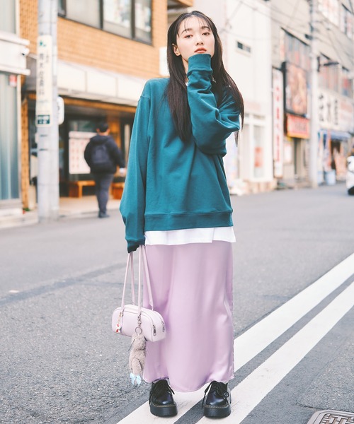 COLORME(カラーミー)の「【AKB48 伊藤百花 着用】スタイルアップ スリット入りサテンスカート(スカート・レディース・ライラック/ブルー・FREE)」の10枚目の写真