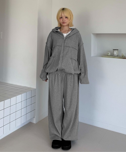 sedacle(セダクル)の「星スタッズサーマル切り替えパーカー(パーカー・メンズ・グレー/ブラック・SMALL/MEDIUM/LARGE)」の11枚目の写真