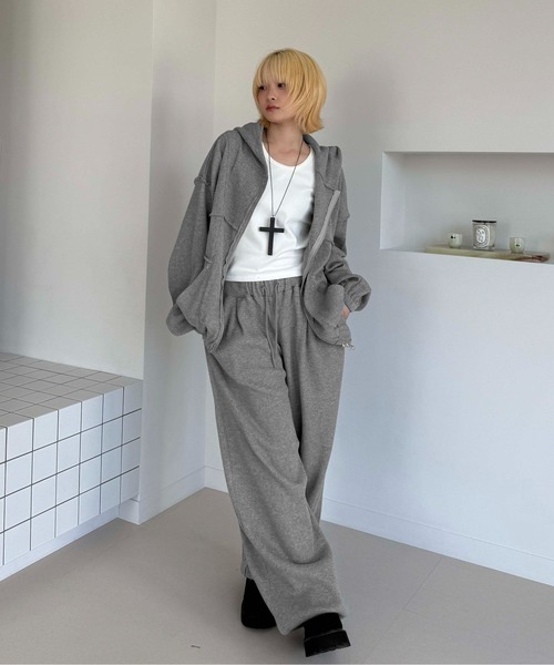 sedacle(セダクル)の「星スタッズサーマル切り替えパーカー(パーカー・メンズ・グレー/ブラック・SMALL/MEDIUM/LARGE)」の15枚目の写真