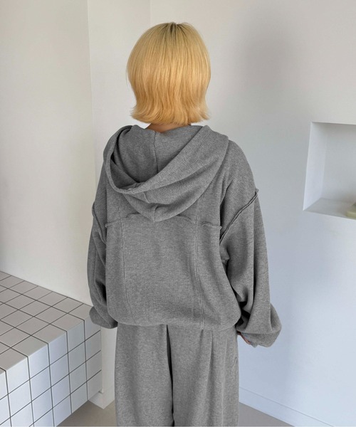 sedacle(セダクル)の「星スタッズサーマル切り替えパーカー(パーカー・メンズ・グレー/ブラック・SMALL/MEDIUM/LARGE)」の6枚目の写真