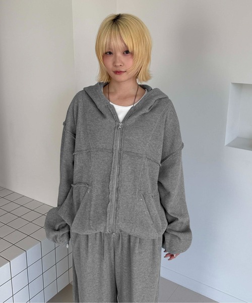 sedacle(セダクル)の「星スタッズサーマル切り替えパーカー(パーカー・メンズ・グレー/ブラック・SMALL/MEDIUM/LARGE)」の4枚目の写真