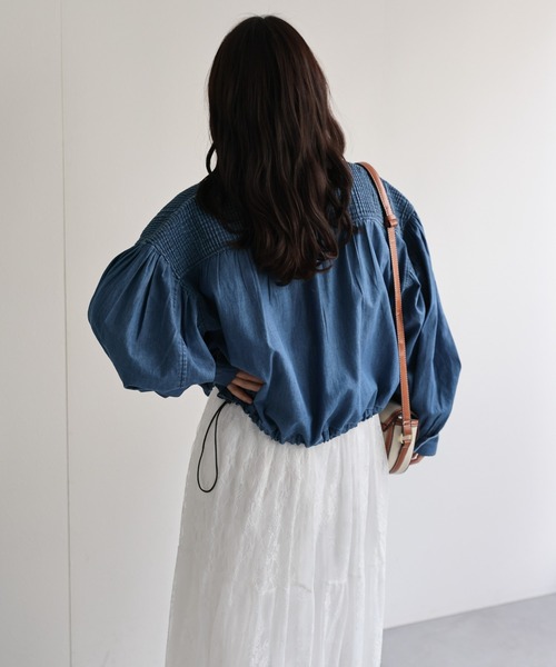 ap retro(アプレトロ)の「【India Fabric】ピンタックデニム シャツブルゾン / ショート丈(シャツ/ブラウス・レディース・ダークブルー/ライトブルー/ブルー・LARGE/MEDIUM)」の15枚目の写真