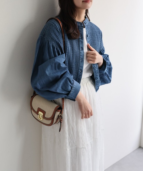 ap retro(アプレトロ)の「【India Fabric】ピンタックデニム シャツブルゾン / ショート丈(シャツ/ブラウス・レディース・ダークブルー/ライトブルー/ブルー・LARGE/MEDIUM)」の10枚目の写真