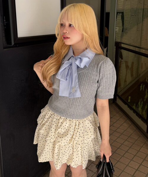 continuer de NICE CLAUP(コンティニューデナイスクラップ)の「リボンタイケーブル半袖ニット(ニット/セーター・レディース・アイボリー/ネイビー/トップグレー/サックスブルー・FREE)」の22枚目の写真