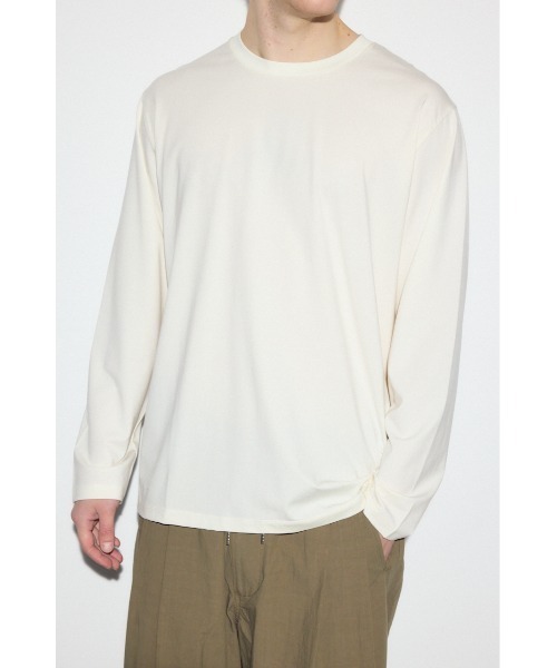 AZUL by moussy（アズールバイマウジー）の「スムースタッチ長袖トップス（Tシャツ/カットソー・メンズ・ブラック/ホワイト/ライトブラック・SMALL/MEDIUM/LARGE）」の4枚目の写真