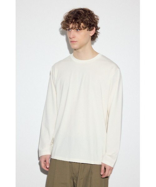 AZUL by moussy（アズールバイマウジー）の「スムースタッチ長袖トップス（Tシャツ/カットソー・メンズ・ブラック/ホワイト/ライトブラック・SMALL/MEDIUM/LARGE）」の5枚目の写真