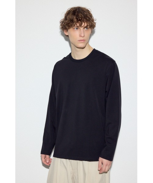 AZUL by moussy（アズールバイマウジー）の「スムースタッチ長袖トップス（Tシャツ/カットソー・メンズ・ブラック/ホワイト/ライトブラック・SMALL/MEDIUM/LARGE）」の16枚目の写真