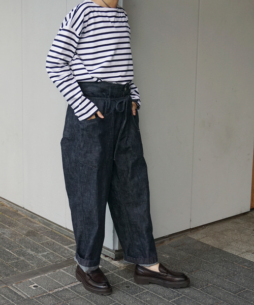JOURNAL STANDARD LUXE(ジャーナルスタンダード ラックス)の「10OZデニム ARMYビッグパンツ(デニムパンツ・レディース・ネイビー・FREE)」の2枚目の写真