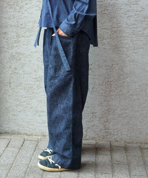 JOURNAL STANDARD LUXE(ジャーナルスタンダード ラックス)の「10OZデニム ARMYビッグパンツ(デニムパンツ・レディース・ネイビー・FREE)」の14枚目の写真