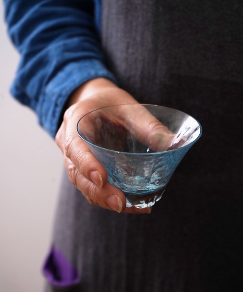 TIMELESS COMFORT(タイムレスコンフォート)の「富士見さくら 祝福杯(グラス/マグカップ/タンブラー・レディース・ブルー/イエロー/ピンク・ONE SIZE)」の6枚目の写真