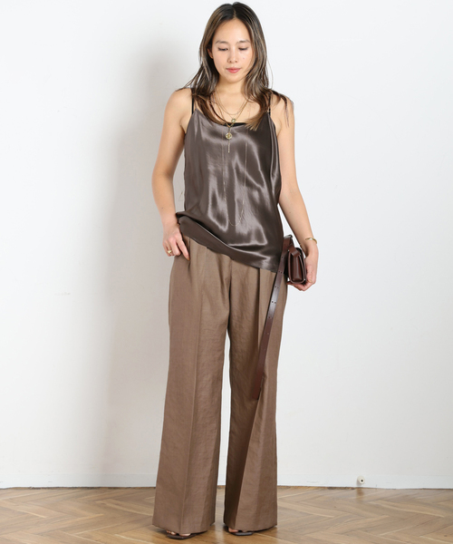 AP STUDIO（エーピーストゥディオ）の「サバービアワイドパンツ（スラックス・レディース・キャメル/ブラック・34/36/38/40）」の5枚目の写真