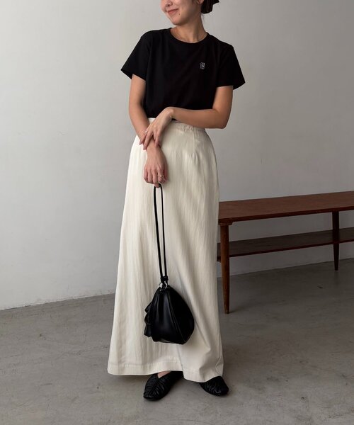 CAPRICIEUX LE'MAGE（カプリシューレマージュ）の「【全8色/サイズ展開あり】LE'MAGE1ポイントTシャツ（Tシャツ/カットソー・レディース・ブルー/ピンク/ライトグレー/チャコールグレー/ブラック/ベージュ/ブラウン/ホワイト・SMALL/MEDIUM）」の14枚目の写真