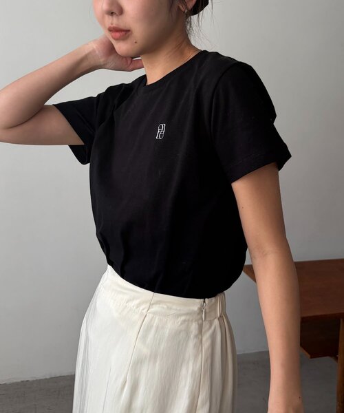 CAPRICIEUX LE'MAGE（カプリシューレマージュ）の「【全8色/サイズ展開あり】LE'MAGE1ポイントTシャツ（Tシャツ/カットソー・レディース・ブルー/ピンク/ライトグレー/チャコールグレー/ブラック/ベージュ/ブラウン/ホワイト・SMALL/MEDIUM）」の17枚目の写真