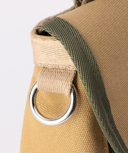 WEEKEND(ER)（ウィークエンダー）の「WEEKEND(ER)/ウィークエンダー WORKERS GAME BAG コットンキャンバス ショルダーバッグ（ショルダーバッグ・メンズ・ブラック/ベージュ・ONE SIZE）」の10枚目の写真