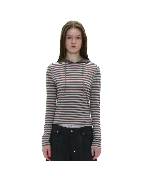 PARTIMENTO WOMEN（パルティメントウィメン）の「PWC ポケットフードパーカー ロングスリーブTシャツ_8カラー（パーカー・レディース・ライトグレー/アッシュグレー/グリーン/アイボリー/ブラック系その他/グレー系その他/バーガンディー/チャコール・SMALL/MEDIUM/LARGE）」の5枚目の写真