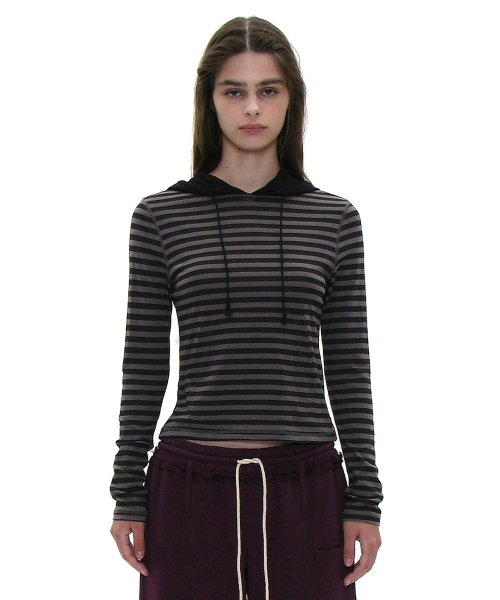 PARTIMENTO WOMEN（パルティメントウィメン）の「PWC ポケットフードパーカー ロングスリーブTシャツ_8カラー（パーカー・レディース・ライトグレー/アッシュグレー/グリーン/アイボリー/ブラック系その他/グレー系その他/バーガンディー/チャコール・SMALL/MEDIUM/LARGE）」の12枚目の写真
