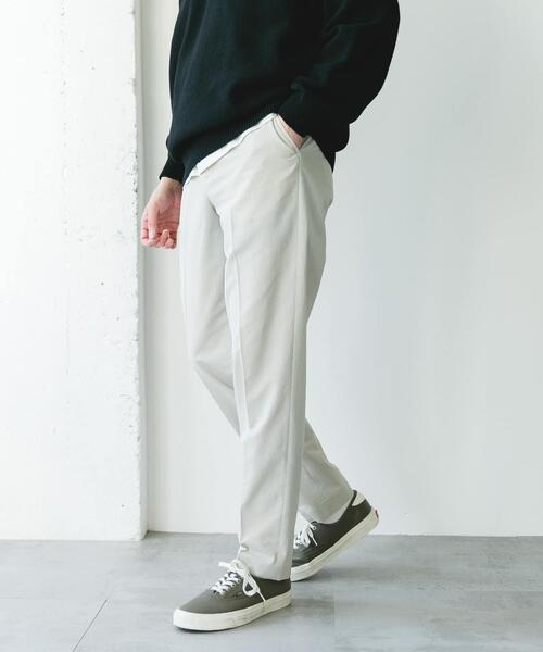 URBAN RESEARCH DOORS(アーバンリサーチドアーズ)の「『イージーケア/速乾/UVカット』クイックドライ テーパードトラウザー(その他パンツ・メンズ・ホワイト系その他/グリーン/ネイビー/チャコールグレー・SMALL/MEDIUM/X-LARGE/LARGE)」の5枚目の写真