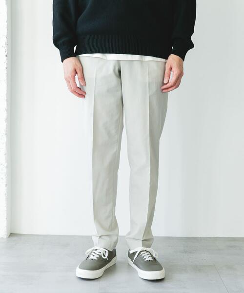 URBAN RESEARCH DOORS(アーバンリサーチドアーズ)の「『イージーケア/速乾/UVカット』クイックドライ テーパードトラウザー(その他パンツ・メンズ・ホワイト系その他/グリーン/ネイビー/チャコールグレー・SMALL/MEDIUM/X-LARGE/LARGE)」の11枚目の写真