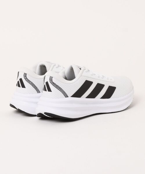 adidas(アディダス)の「【adidas】GALAXY RUN(スニーカー・メンズ・ホワイト×ブラック・25.0cm/25.5cm/26.0cm/26.5cm/27.0cm/27.5cm/28.0cm/29.0cm)」の2枚目の写真