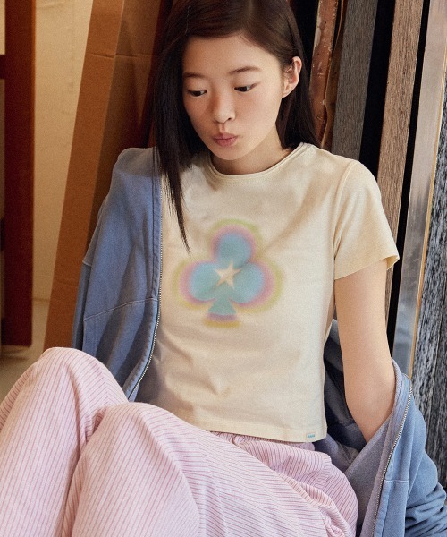 ROCKFISH WEATHERWEAR（ロックフィッシュウェザーウェア）の「CLOVER SLIM T-SHIRT（Tシャツ/カットソー・レディース・クリーム/ホワイト・M/S）」の2枚目の写真