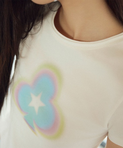 ROCKFISH WEATHERWEAR（ロックフィッシュウェザーウェア）の「CLOVER SLIM T-SHIRT（Tシャツ/カットソー・レディース・クリーム/ホワイト・M/S）」の3枚目の写真