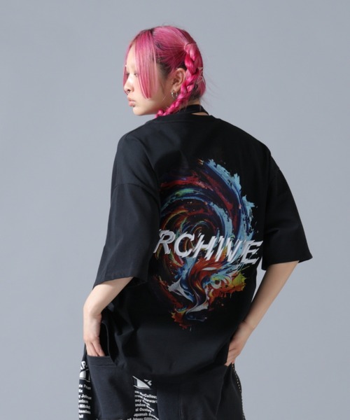 A4A(エーフォーエー)の「A4A/エーフォーエー/WHEEL S/S Tee(Tシャツ/カットソー・レディース・ホワイト/ブラック・L)」の1枚目の写真