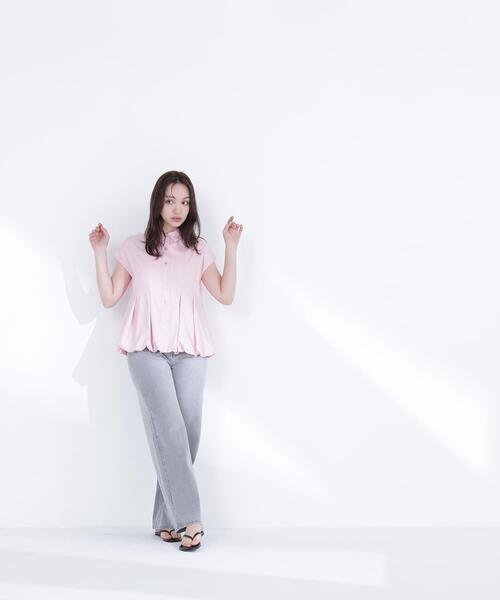 NATURAL BEAUTY BASIC(ナチュラルビューティーベーシック)の「バルーンヘムシャツ(シャツ/ブラウス・レディース・ブルー/オフホワイト/ネイビー/ピンク・FREE)」の7枚目の写真