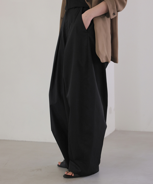 SLOBE IENA（スローブイエナ）の「《接触冷感/追加3》ライトチノタックカーブトラウザー（チノパンツ・レディース・ベージュ/ブラック・38/36）」の20枚目の写真