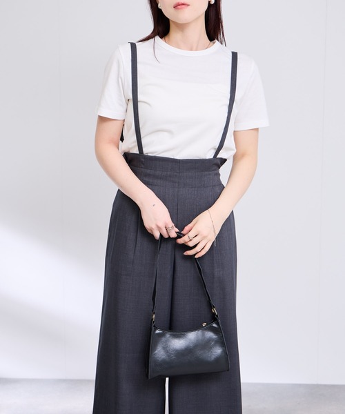 Mac-House(マックハウス)の「Free nature リネンライク サロペット Tシャツ アンサンブル(アンサンブル・レディース・ブラック/ブラウン/チャコールグレー・L/M)」の4枚目の写真